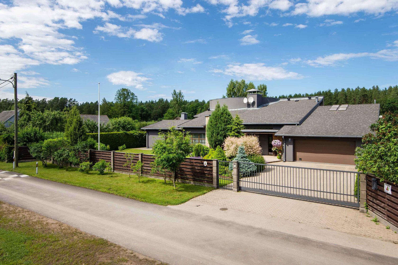 Grīvas ielas īpašuma fotogrāfija 33
