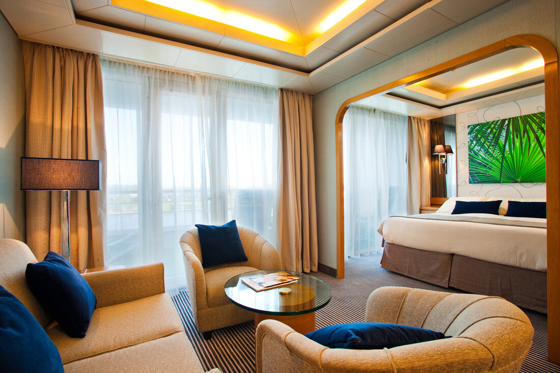 Elwartowski failed to convince all Redditors. "There are no microwaves, but mining rigs are welcome. Inconsistent scammers" wrote one of them