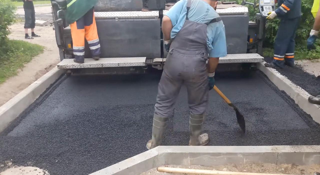 Асфалтова настилка в частен двор в София