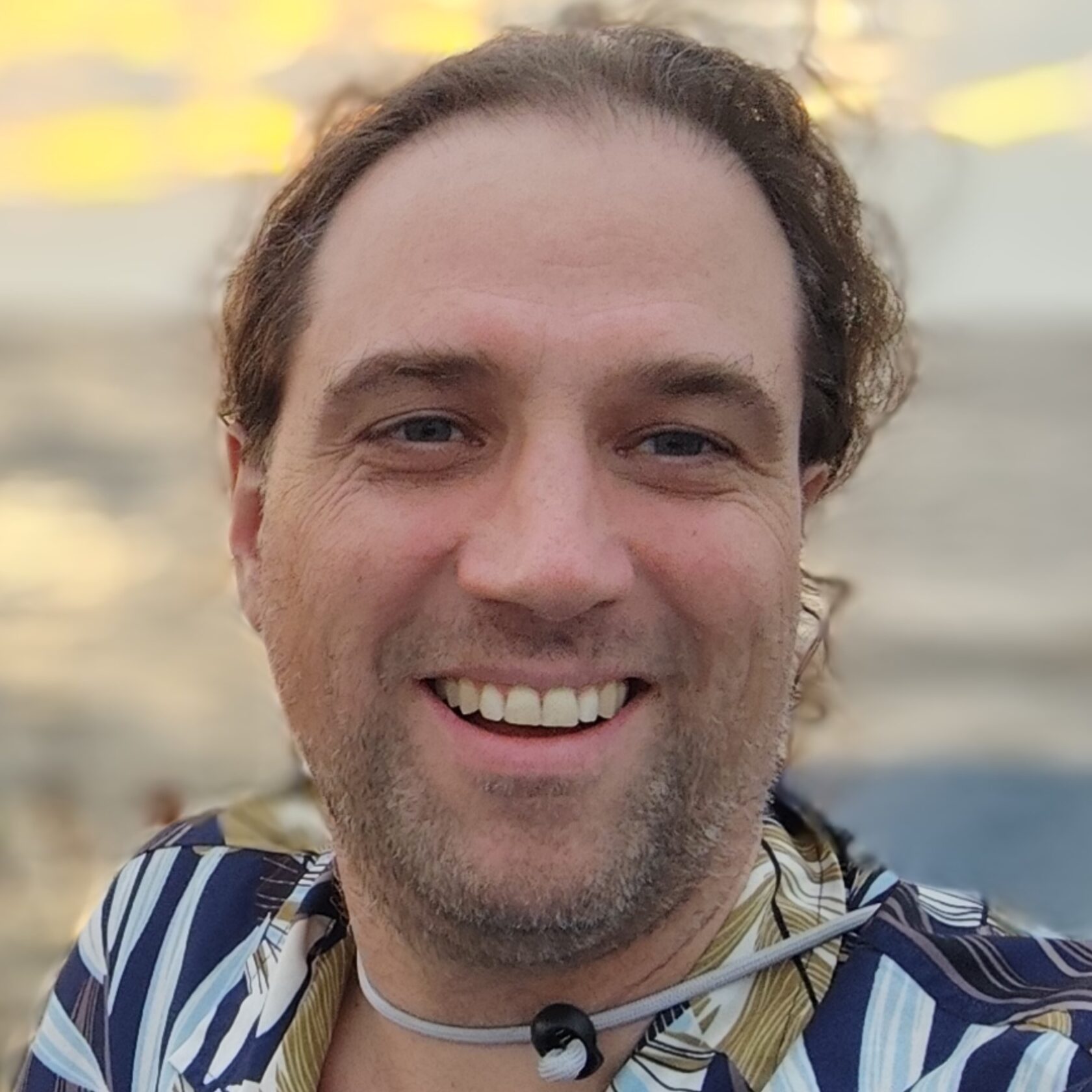 Thomas Liller: Strategie- und Marketing-Consultant, Coach sowie Remote- und KI-First-Architekt Fürs Gute