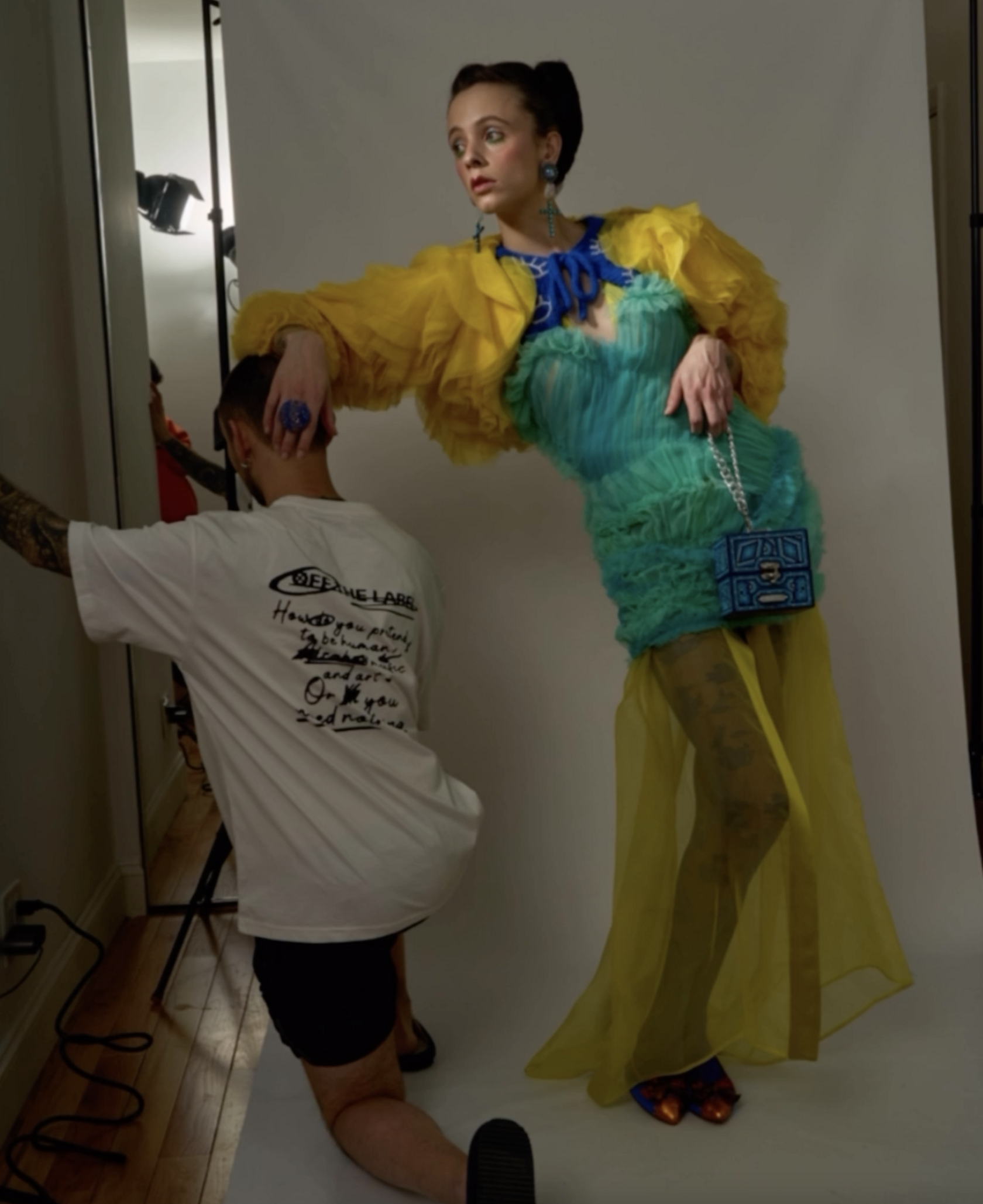 Behind the scenes of the Poor Things editorial