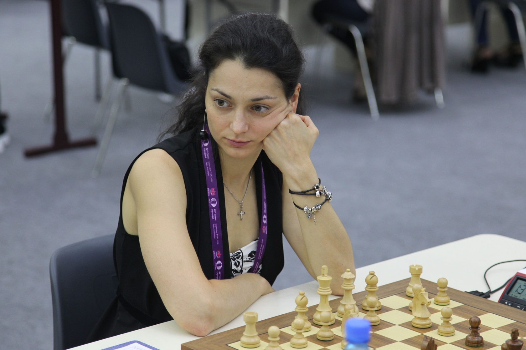 Gimnastikachilarning külotdagi mushuklari