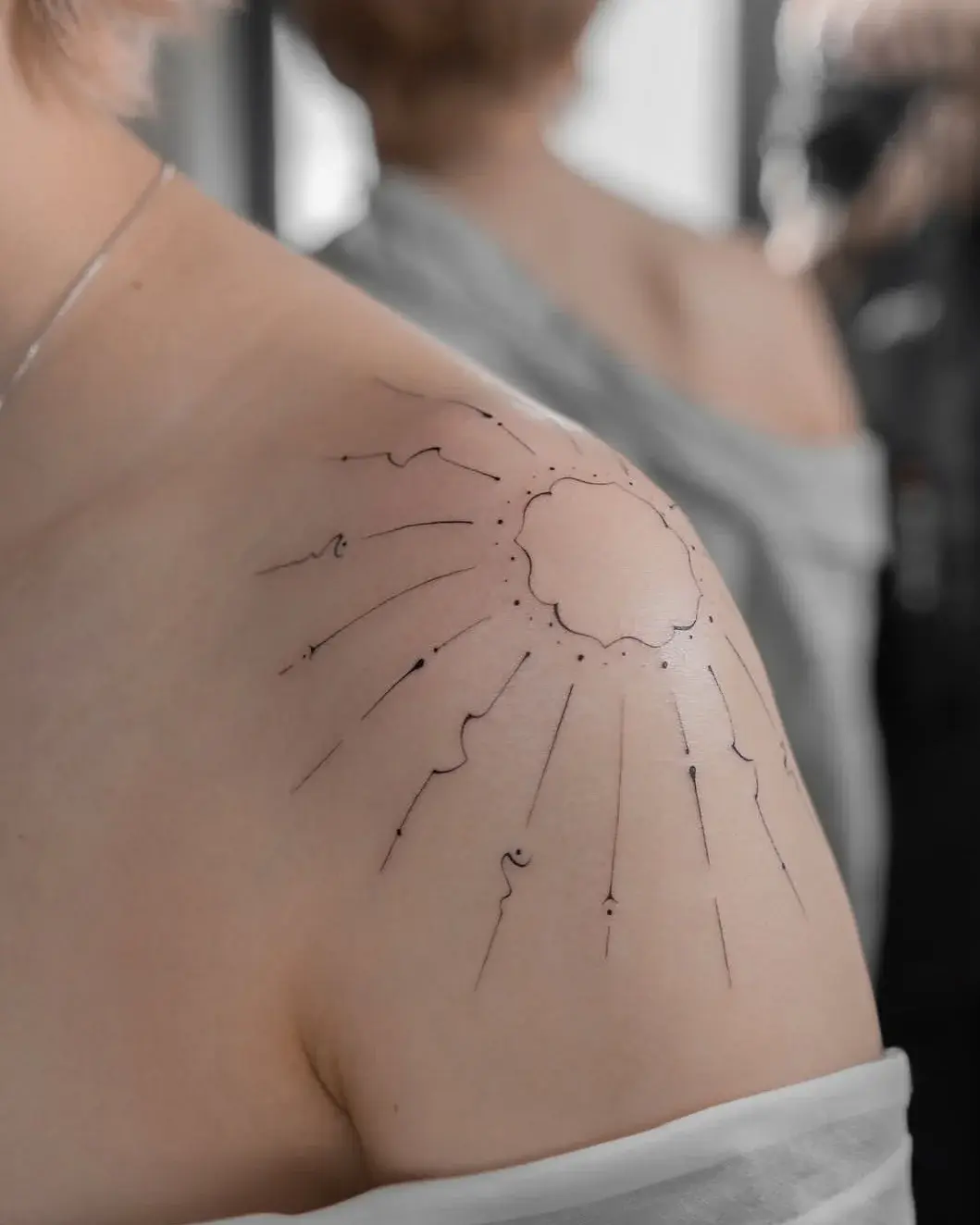 Fine Line Tattoo Beispiel 3 - Brennnessel Tattoo Berlin