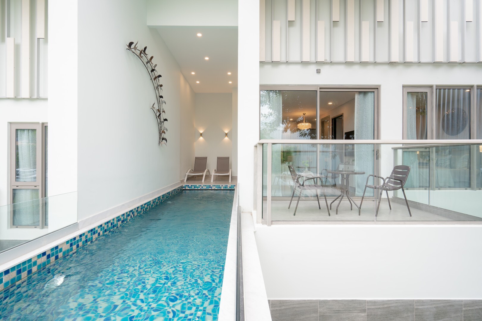 Private pool along the terrace of a pool suite in the Copacabana Coral Reef show unit