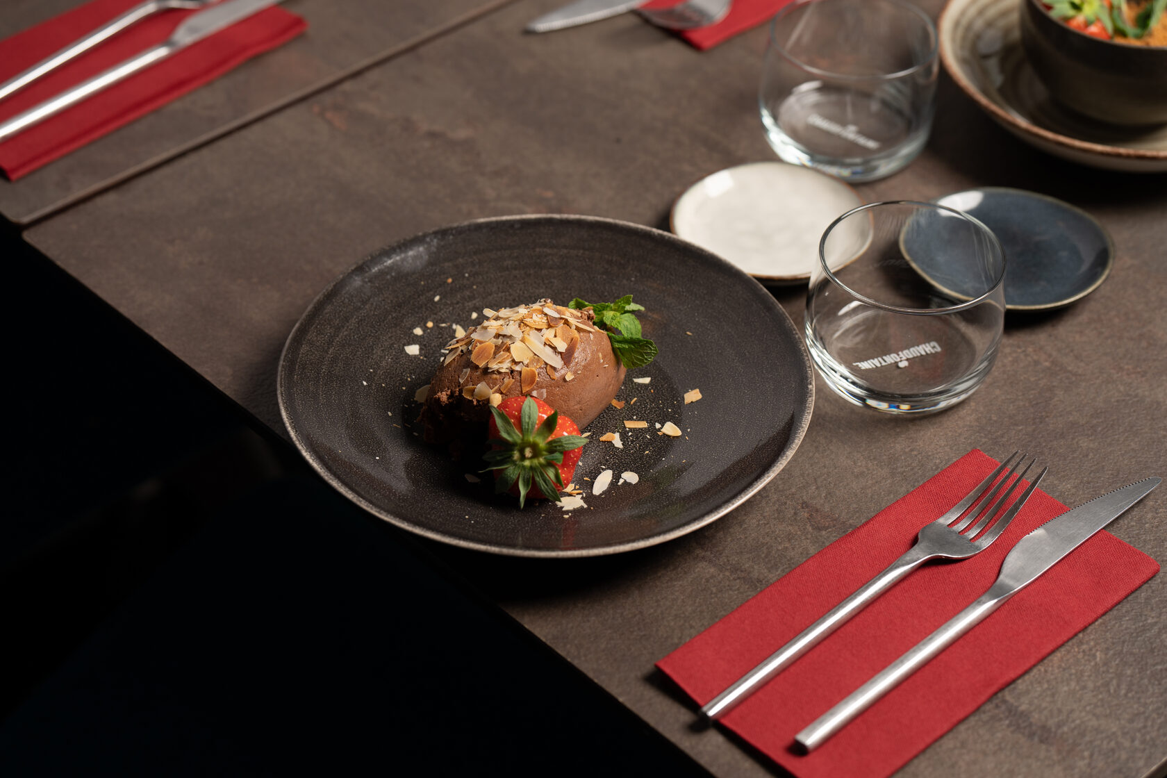 Restaurant dish and table setting