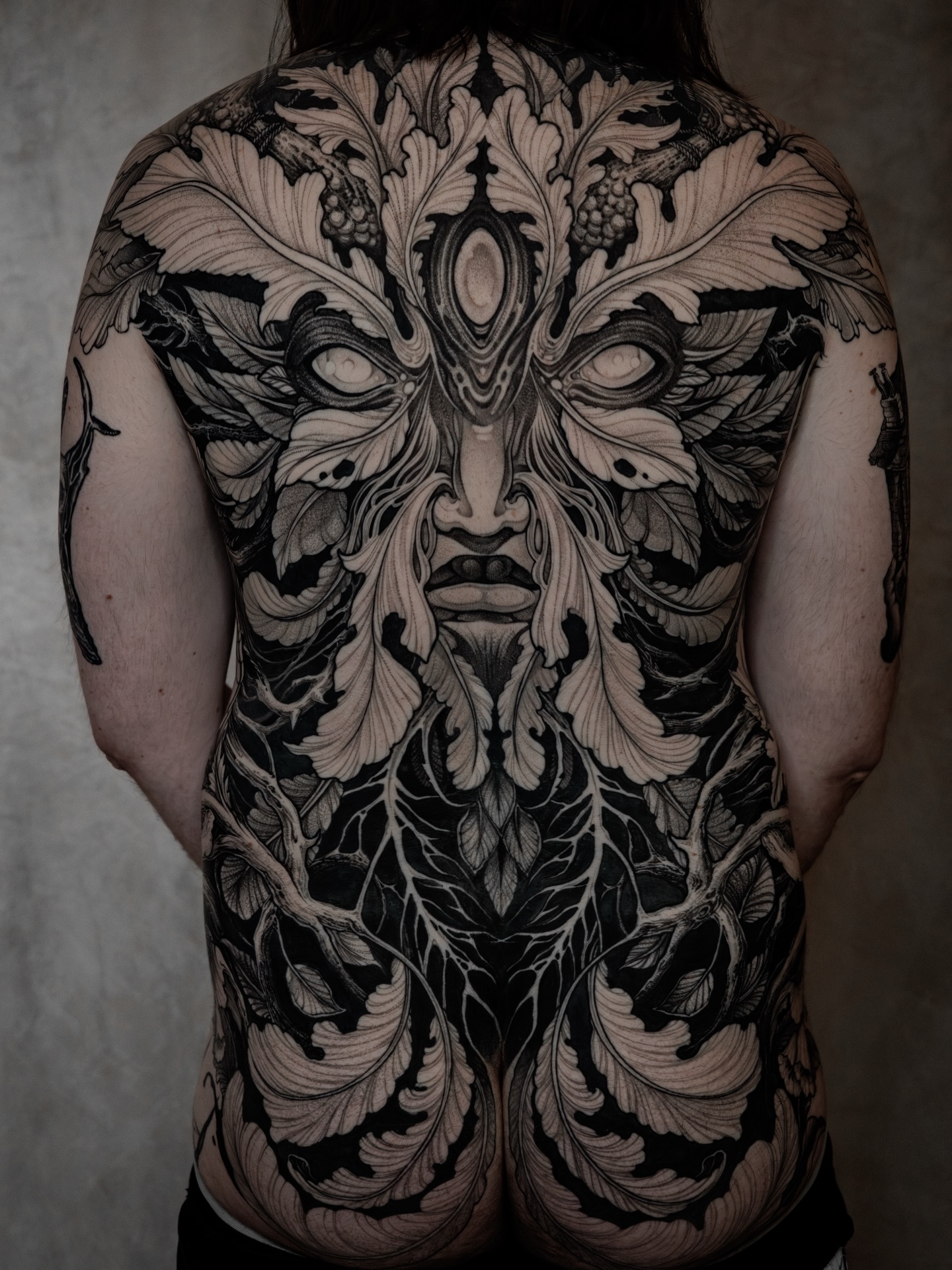 Ornamental blackwork backpiece — Alice