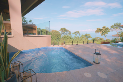 Villa Pacifico in Costa Rica Jacuzzi