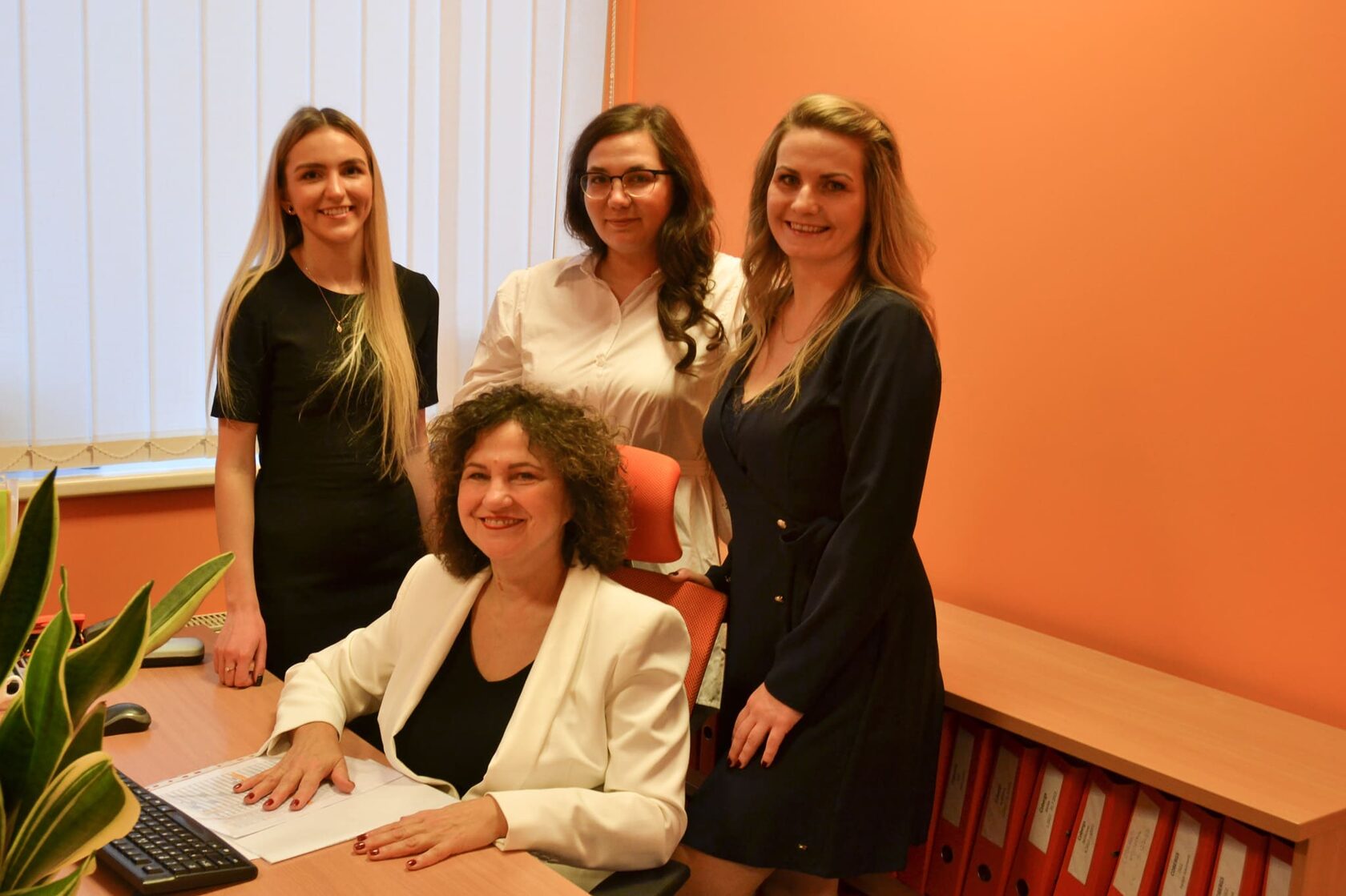 Sandras Dumpes grāmatvedības biroja kolektīvs