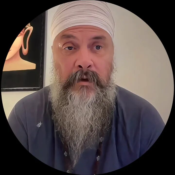 Jugat&nbsp;Guru speaking to the camera