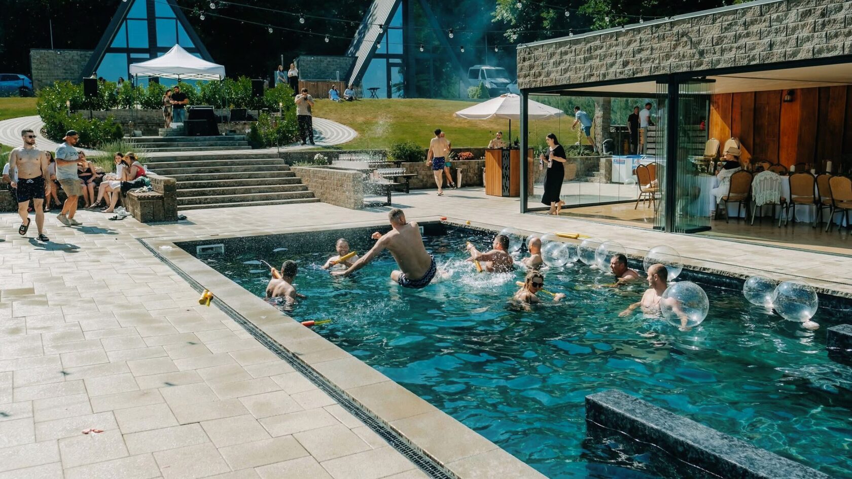 A House & Spa întreaga locație