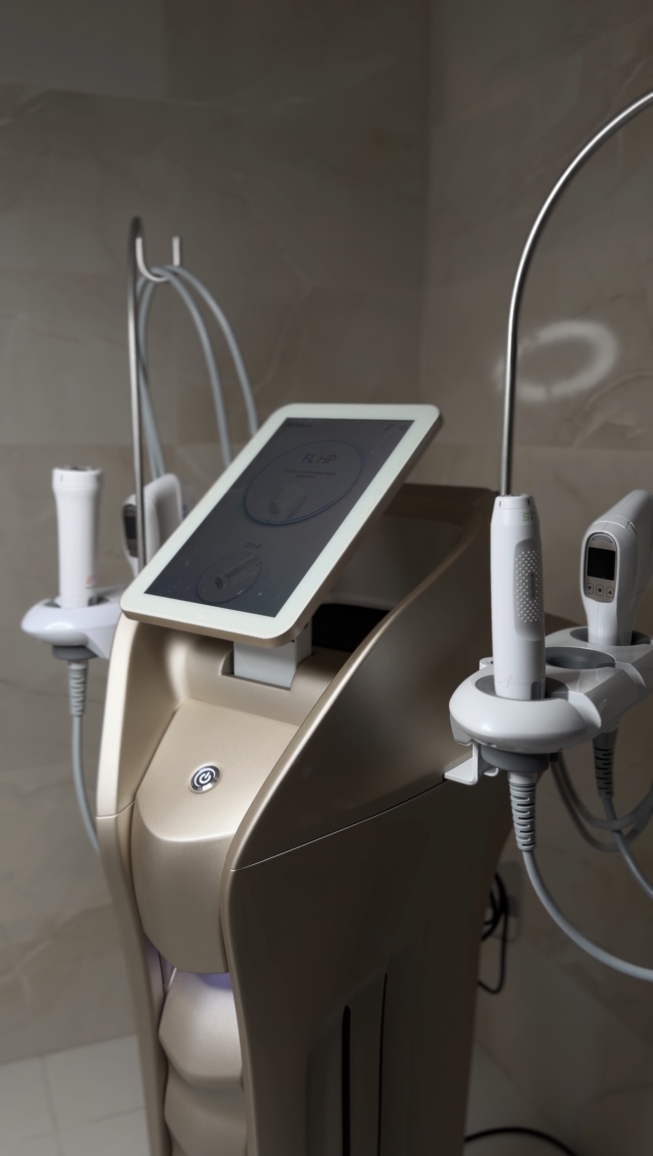 Апарат New Doublo у SkinClinic