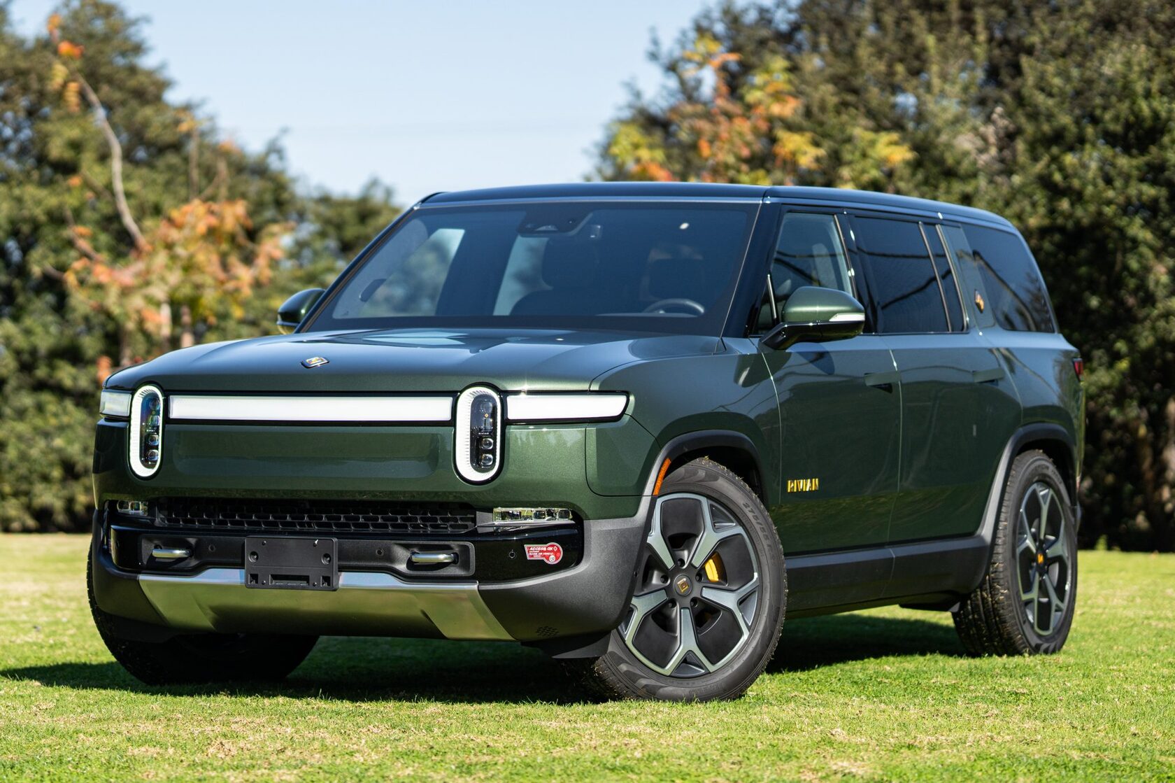 2023 Rivian R1S Adventure's photo