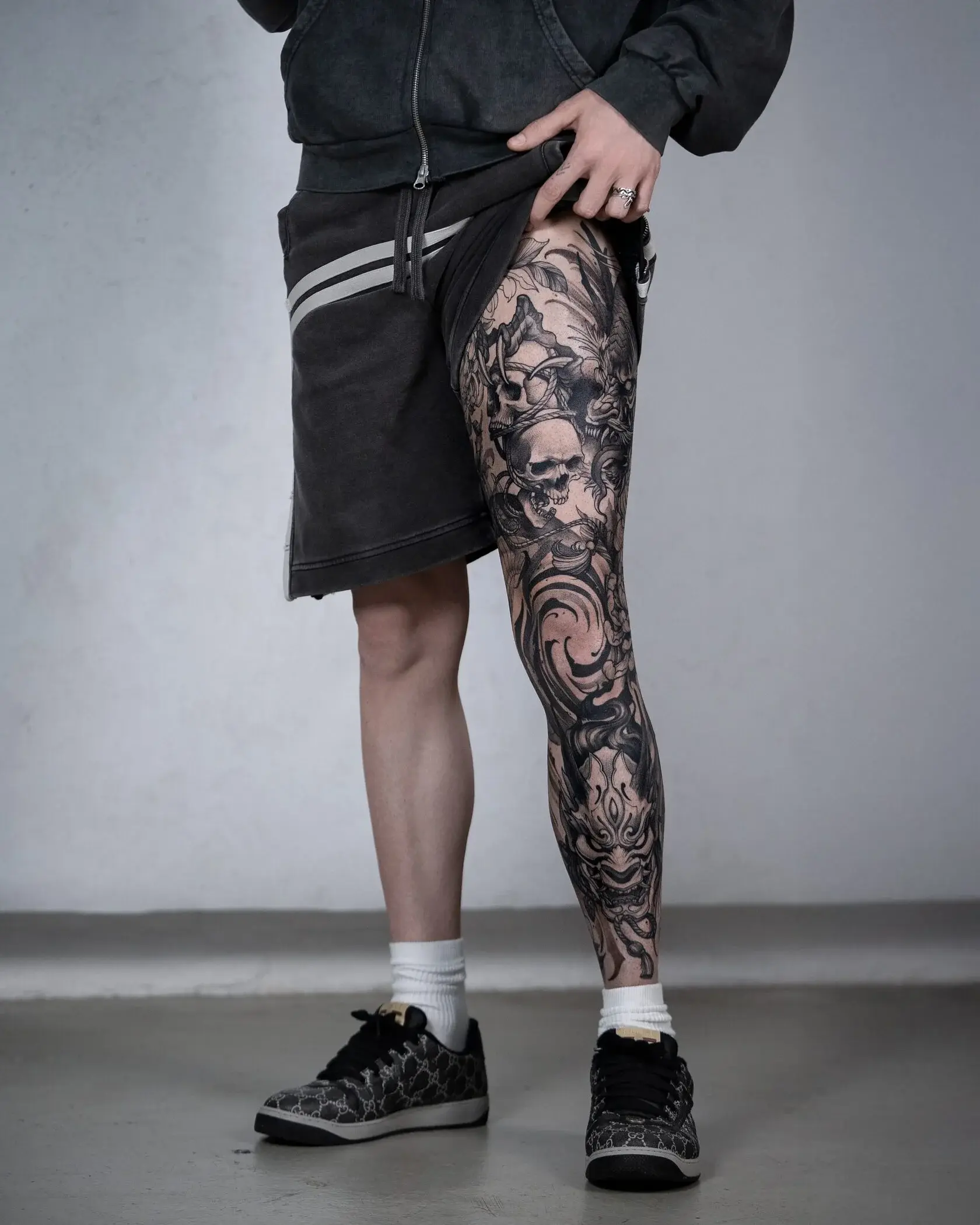 Graphik Tattoo - Brennnessel Tattoo Berlin