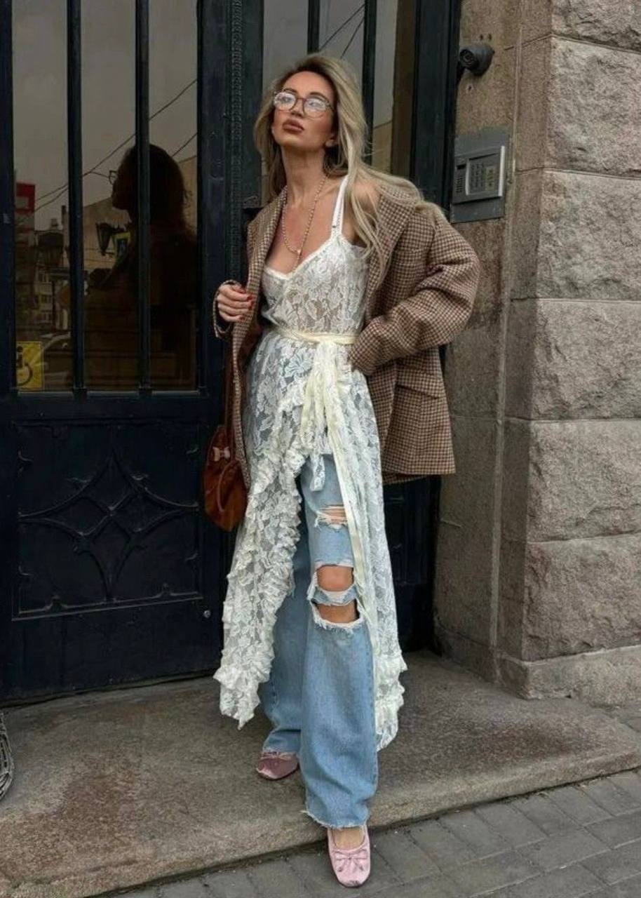 How to Style a Lace Dress in 2024