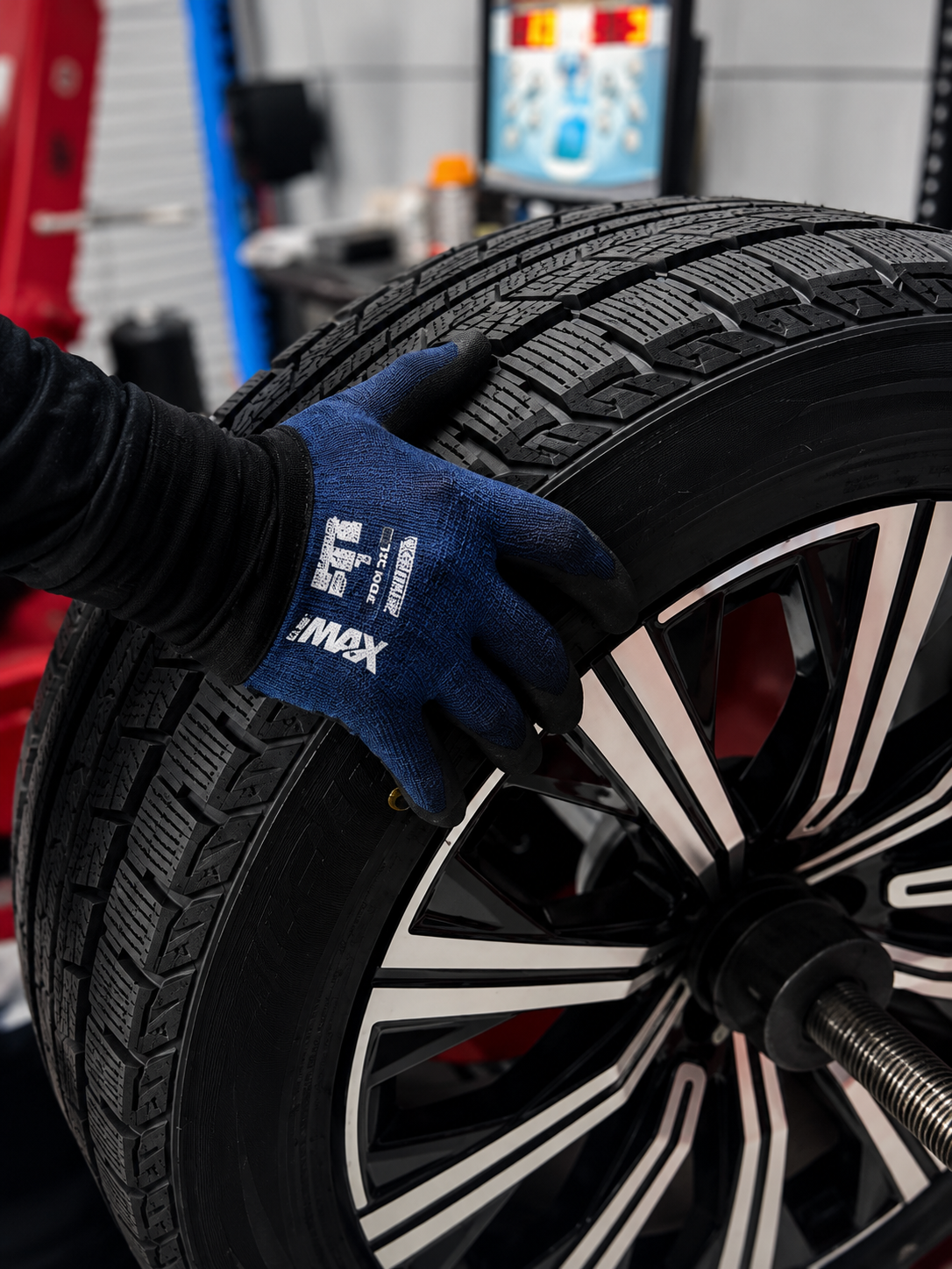 Lucky Tireのタイヤ倉庫