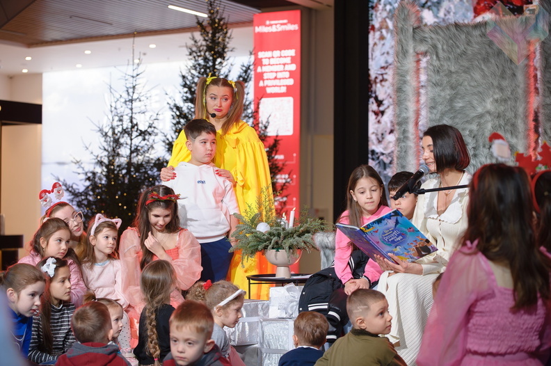 Storytelling children