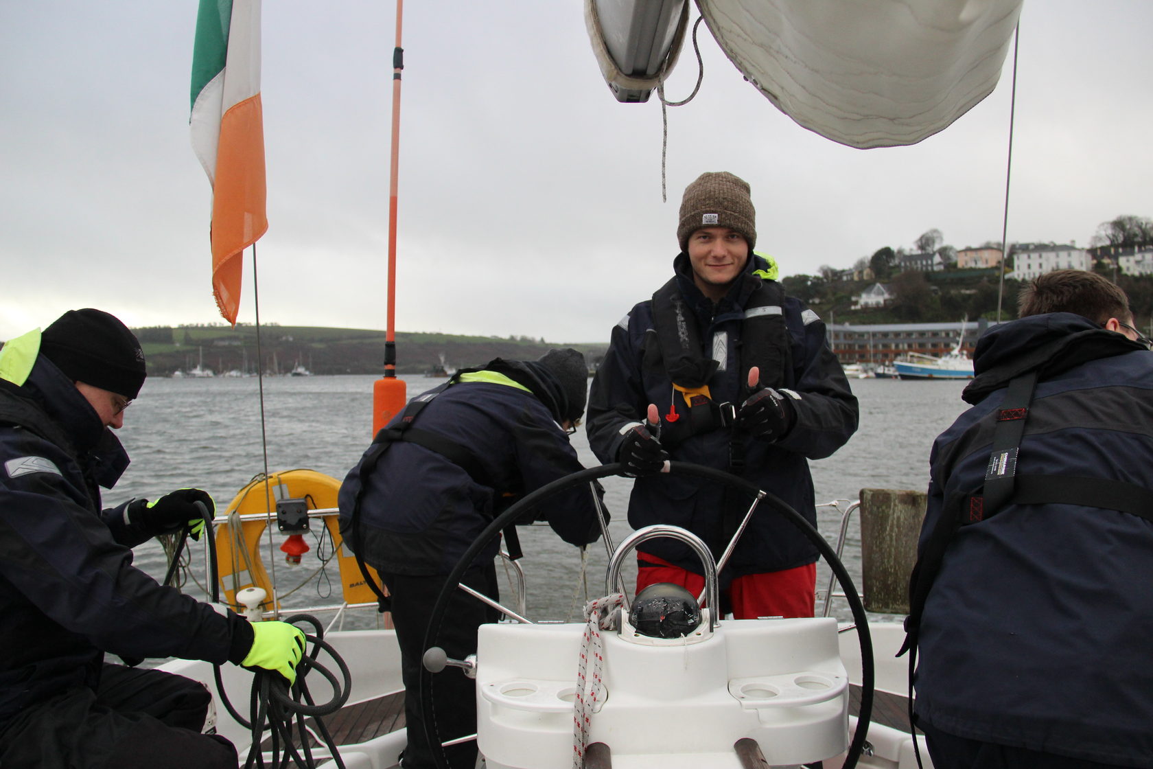 crew on the sailing boat 