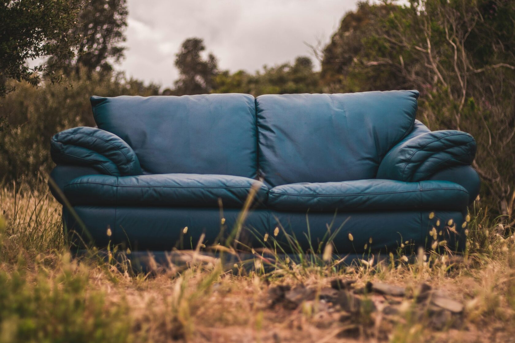 3-seater couch removal Calgary