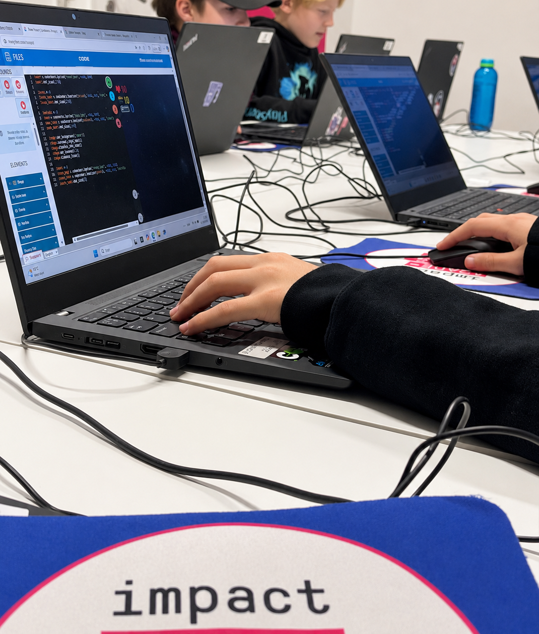 Elev koder hos Impact Academies