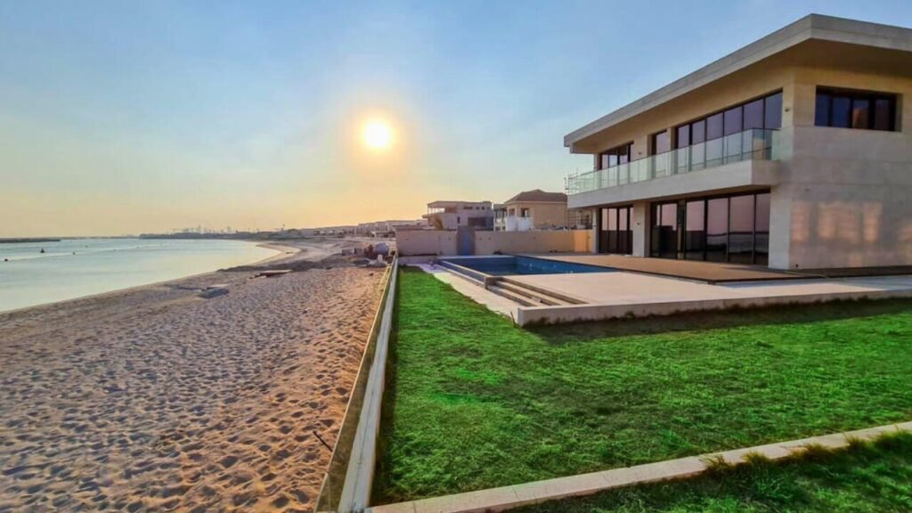 Saadiyat Villa — beachfront villa