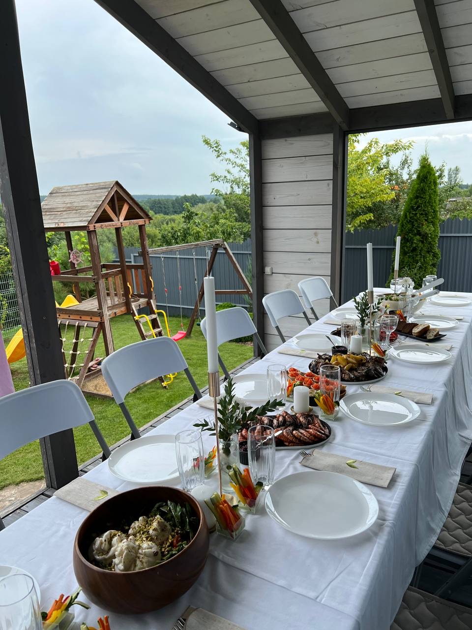Beautifully styled dining table on the terrace.