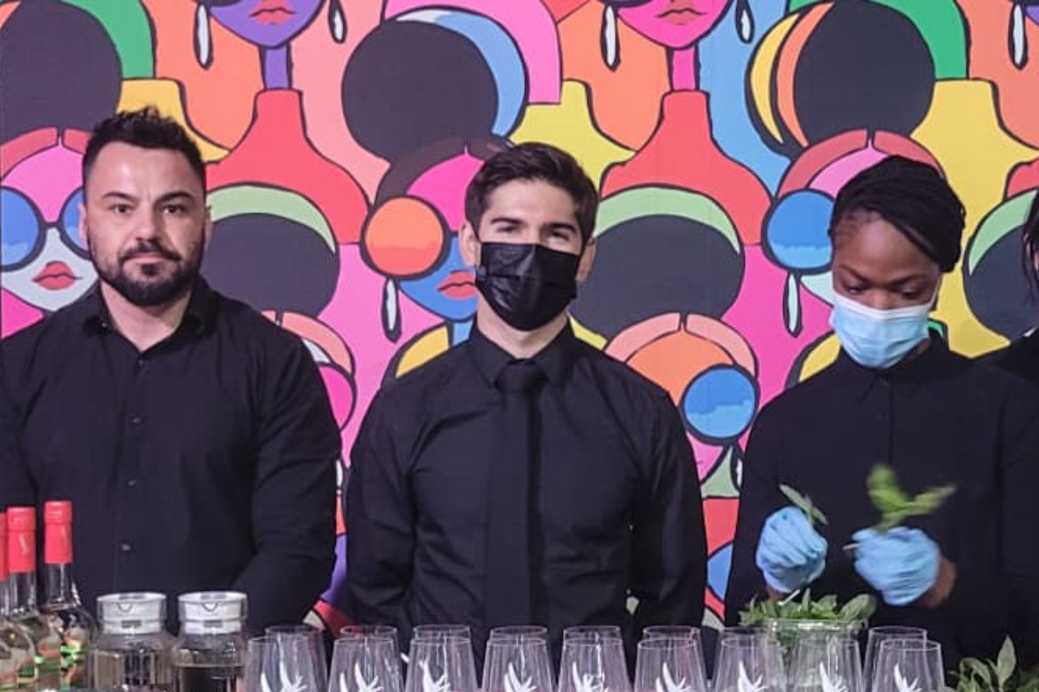 3 Reasons to Rent a Bartender for Party in NYC | Julia Valler Event ...