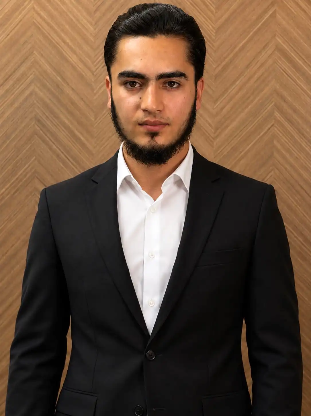 Amaan patent toshkent filial menejeri Jasur