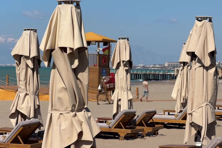 Піщаний пляж і пірс — Maxx Royal Belek