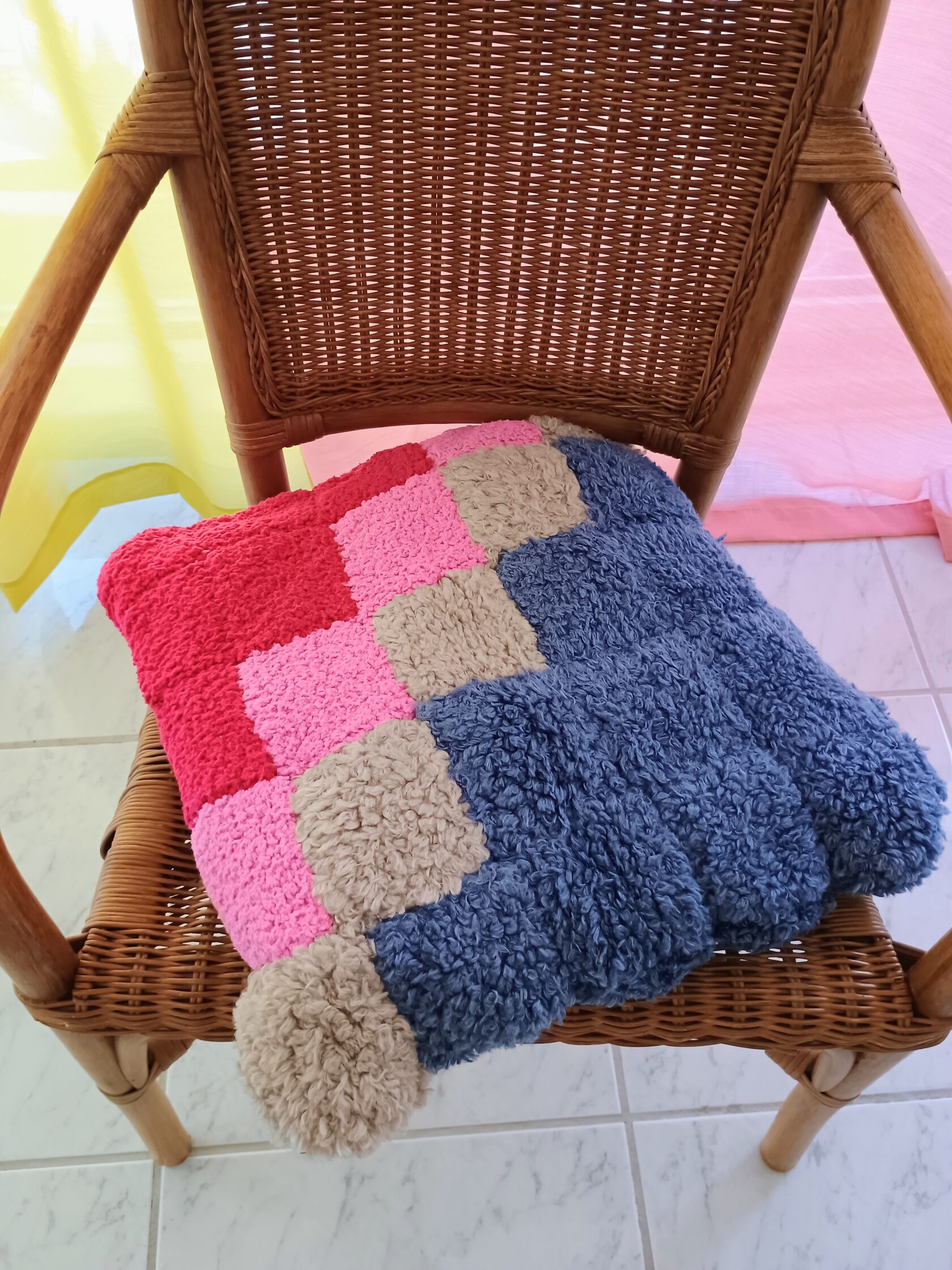 4-colour patchwork pillowcase for winter