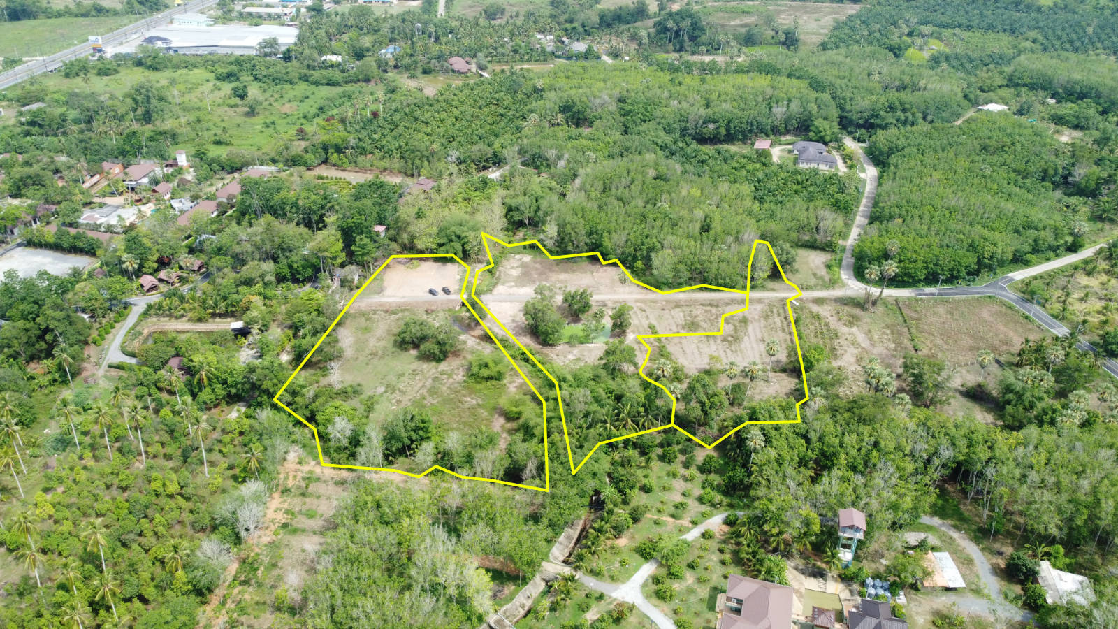 Access road to the plot, 12.75 rai near Natai Beach