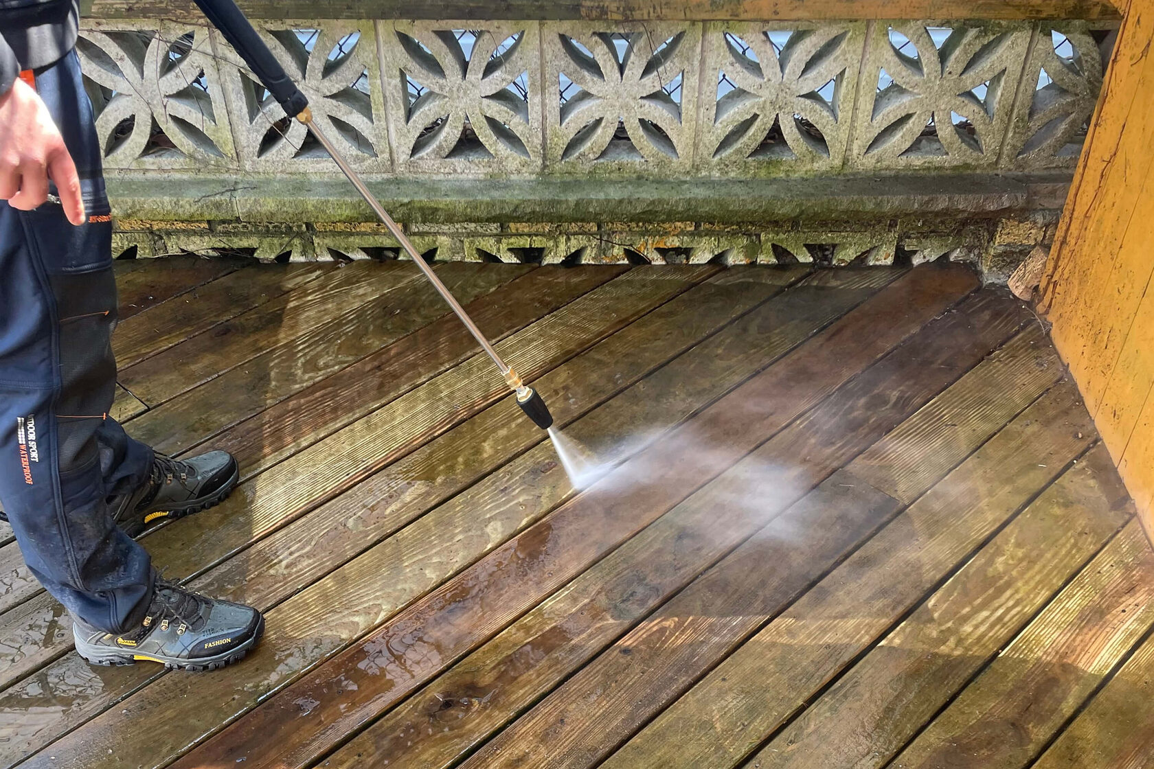 power washing wooden deck