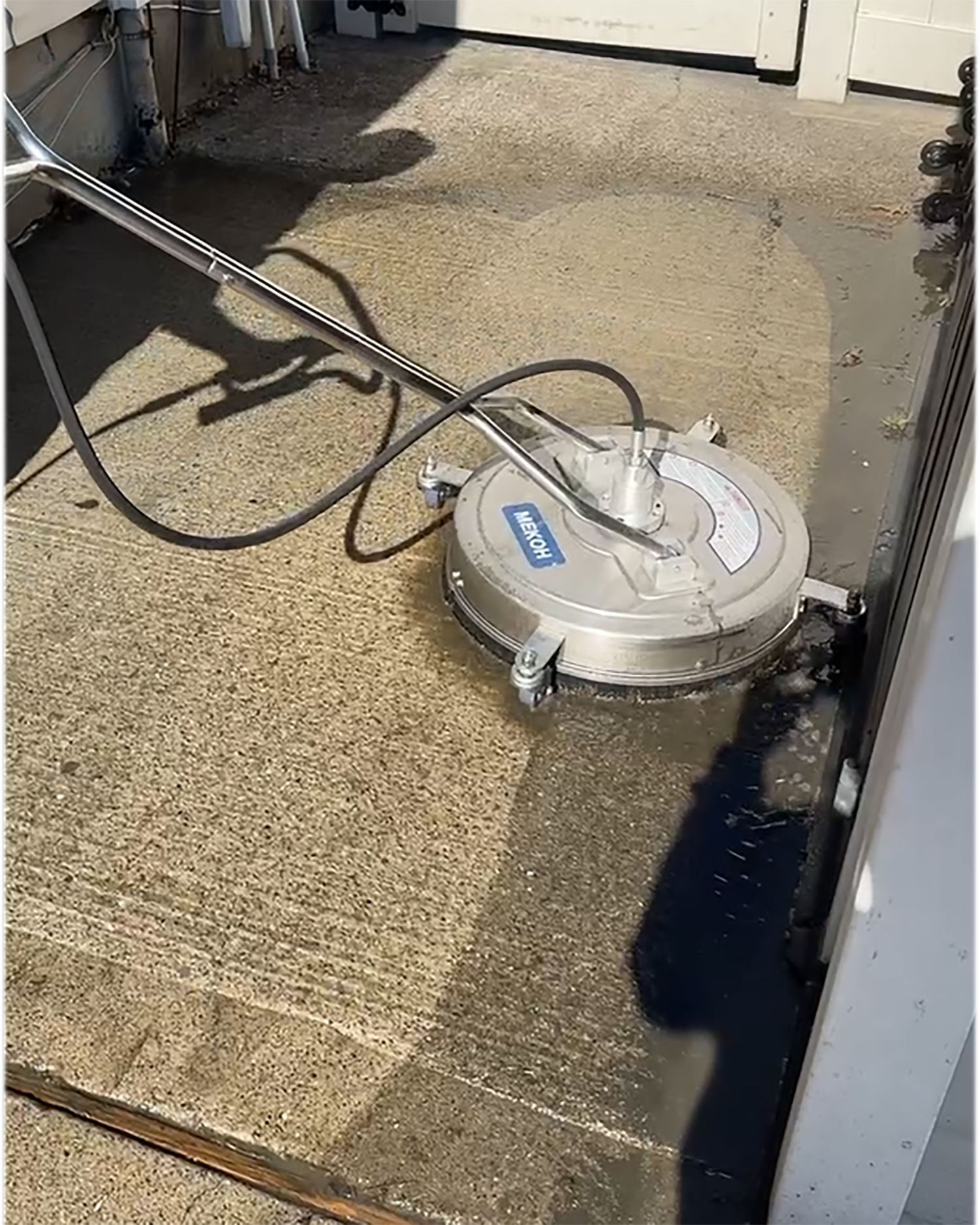 power washer to clean concrete