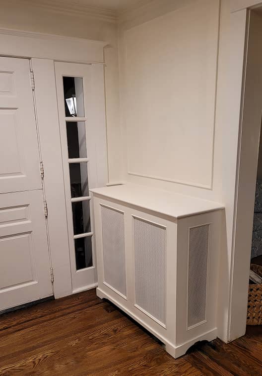 Corner built-in radiator cover in white