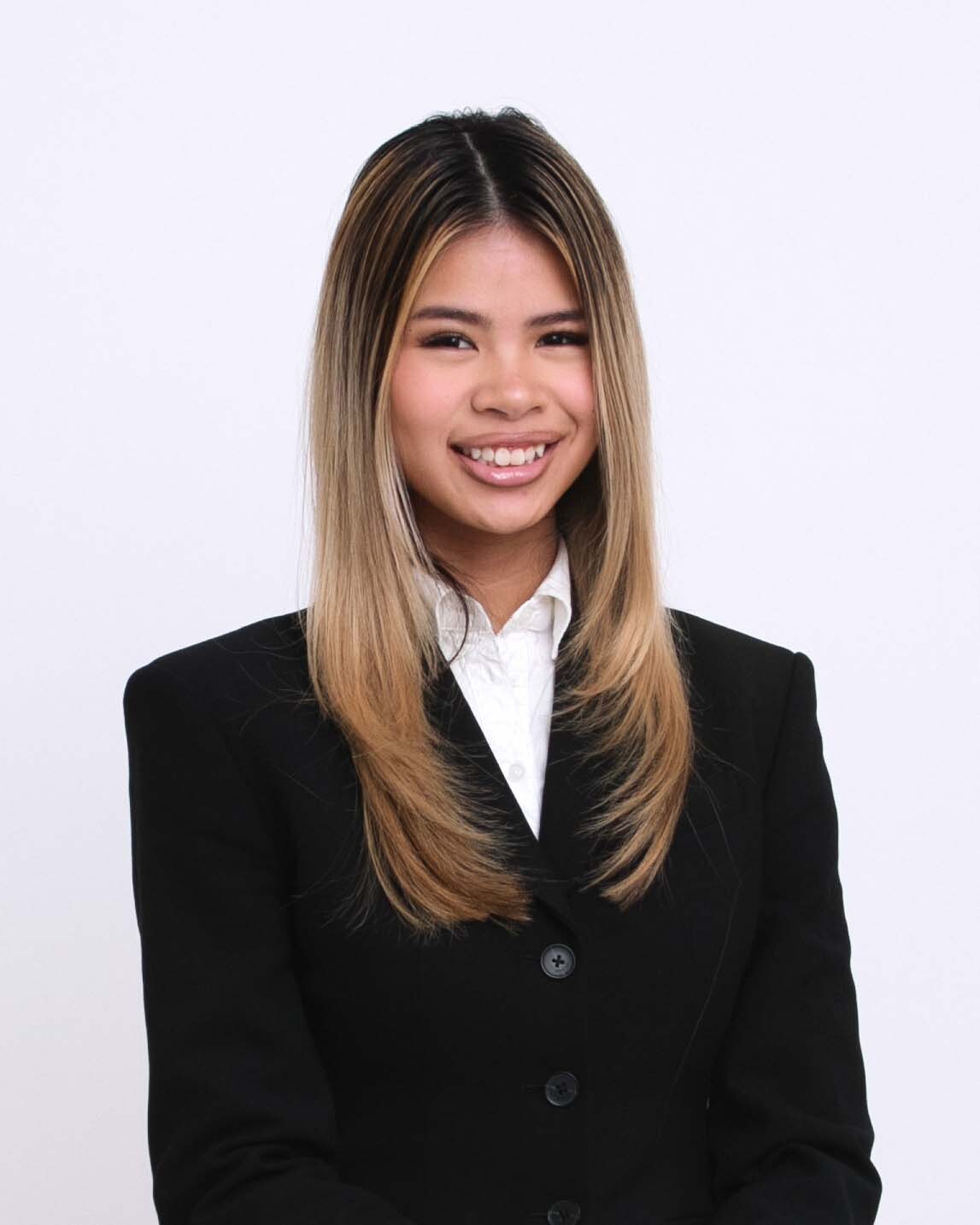 Professional headshots at MirrorMe self-portrait studio in San Francisco