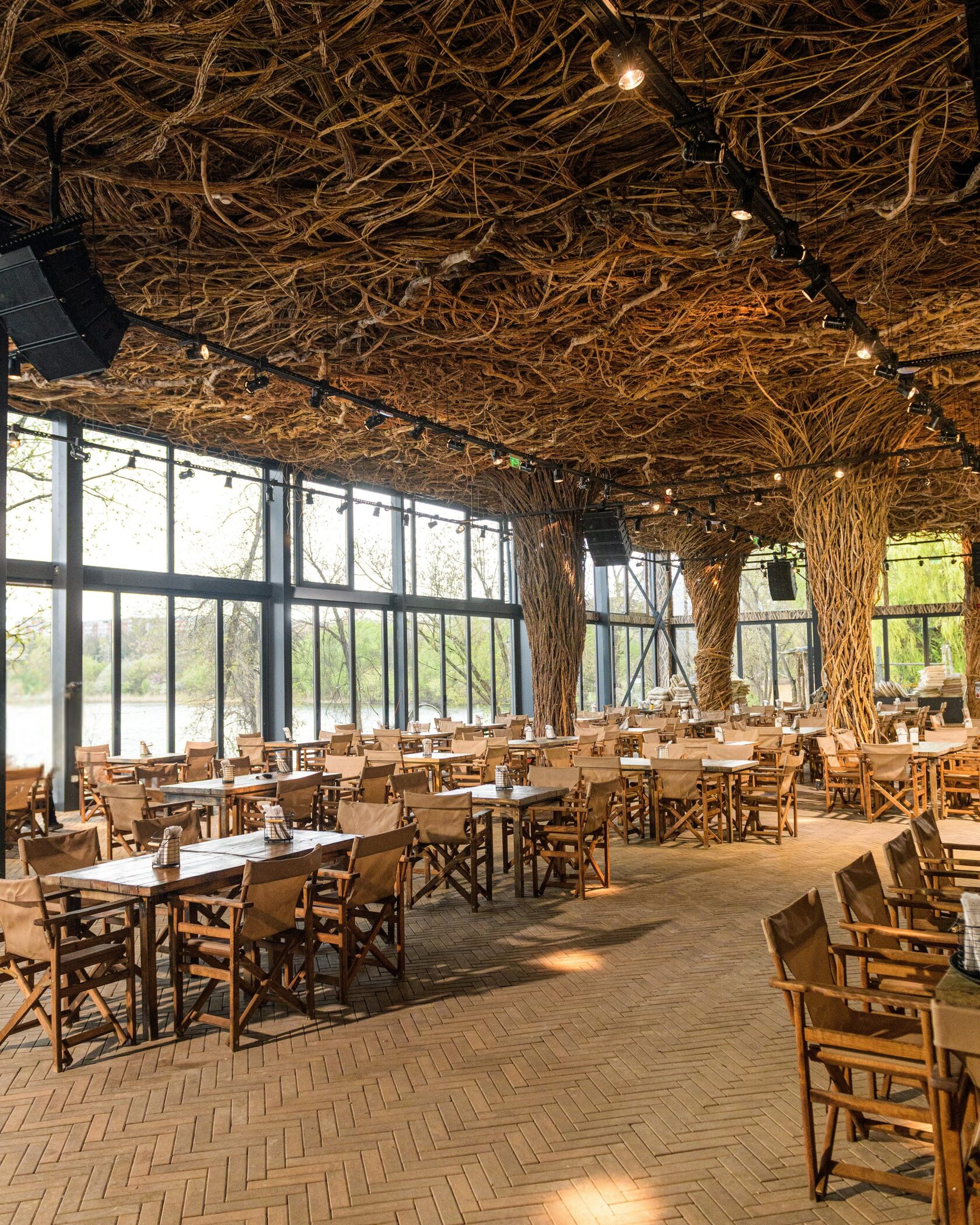Indigen Restaurant and Bar (HOME)