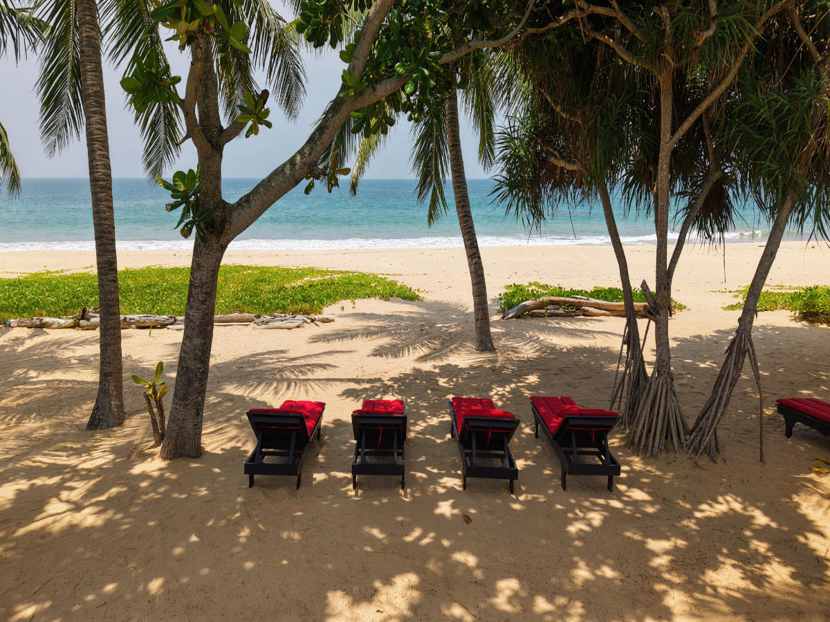 Beachfront, Villa Saanti