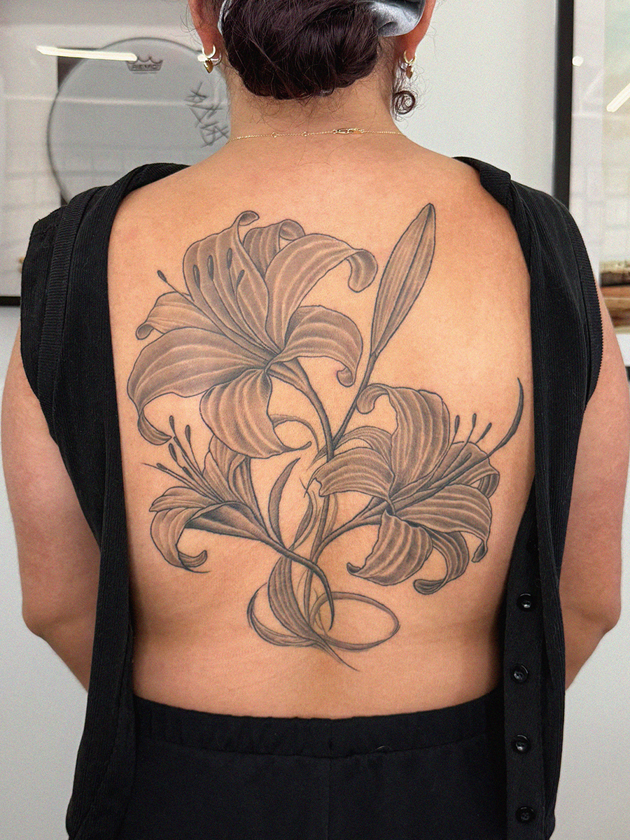 tattoo hands in Fine Line style