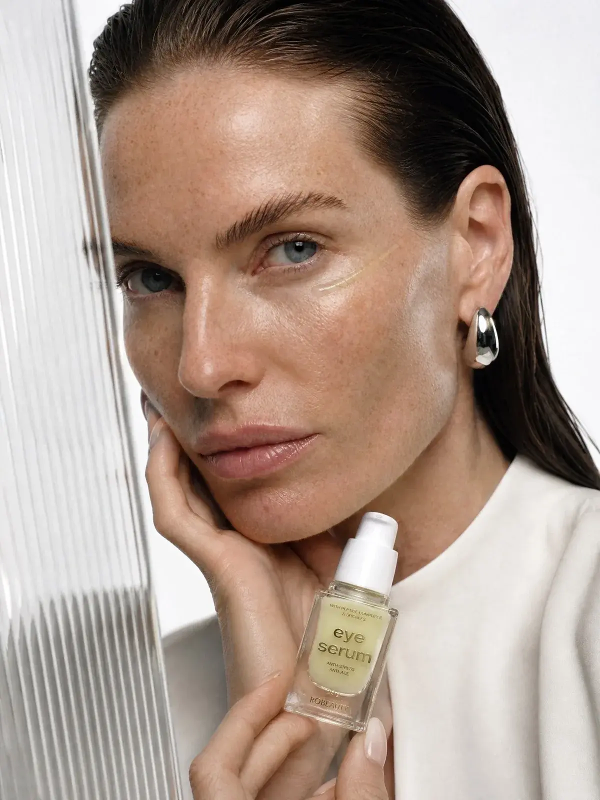Портрет з Eye Serum
