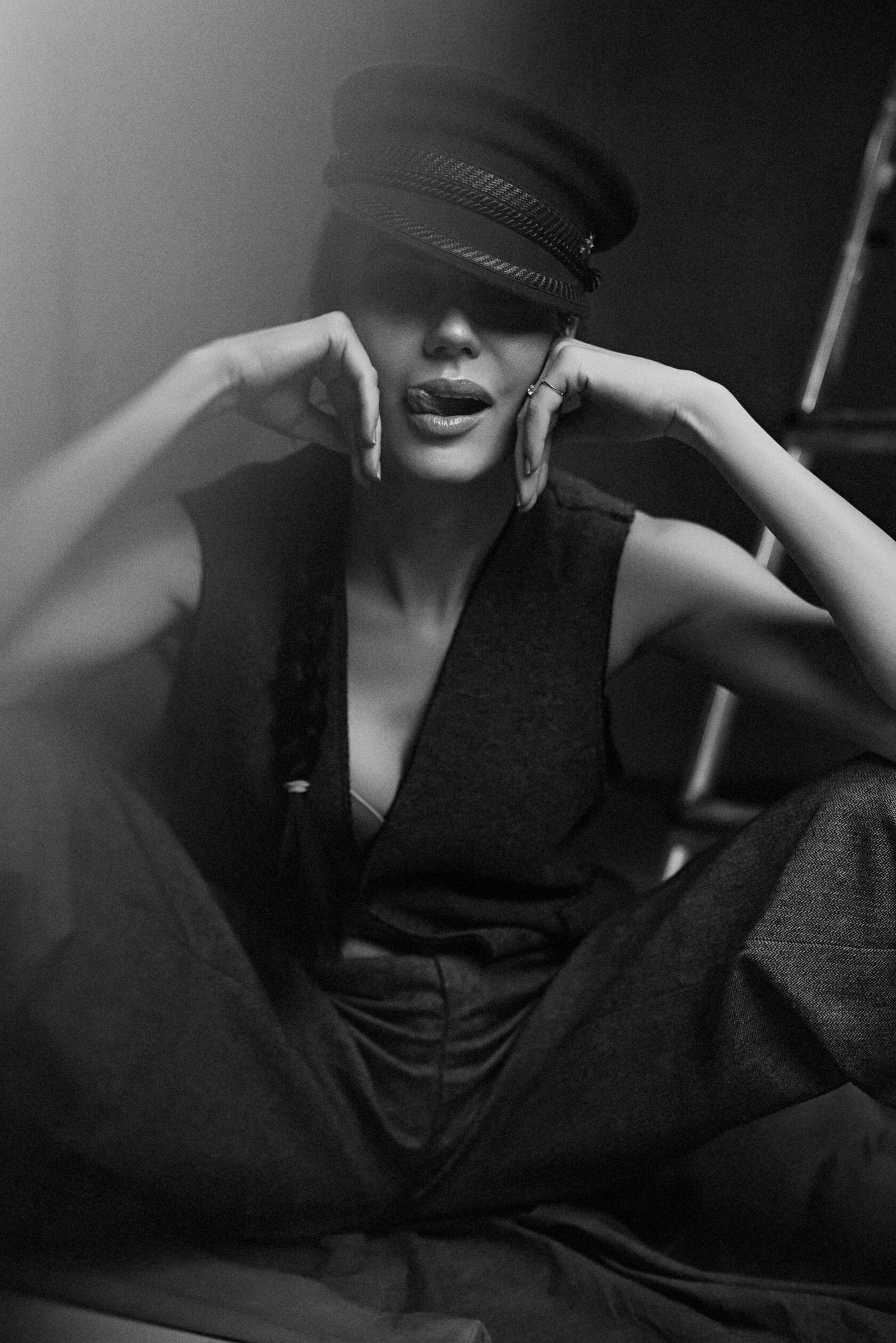 Female portrait by Evgenia Huber, photograph 04