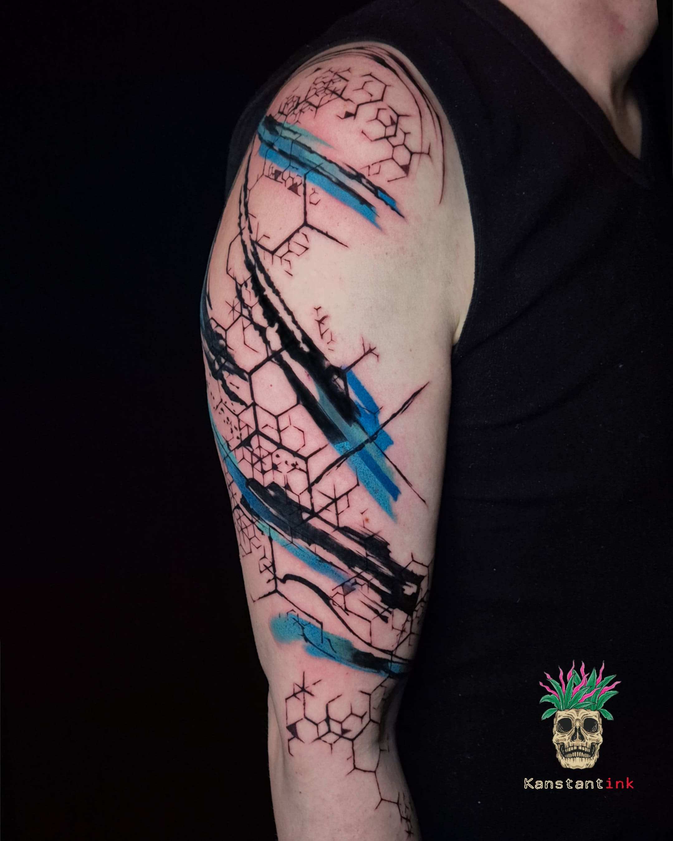 Black structures with blue brushstrokes