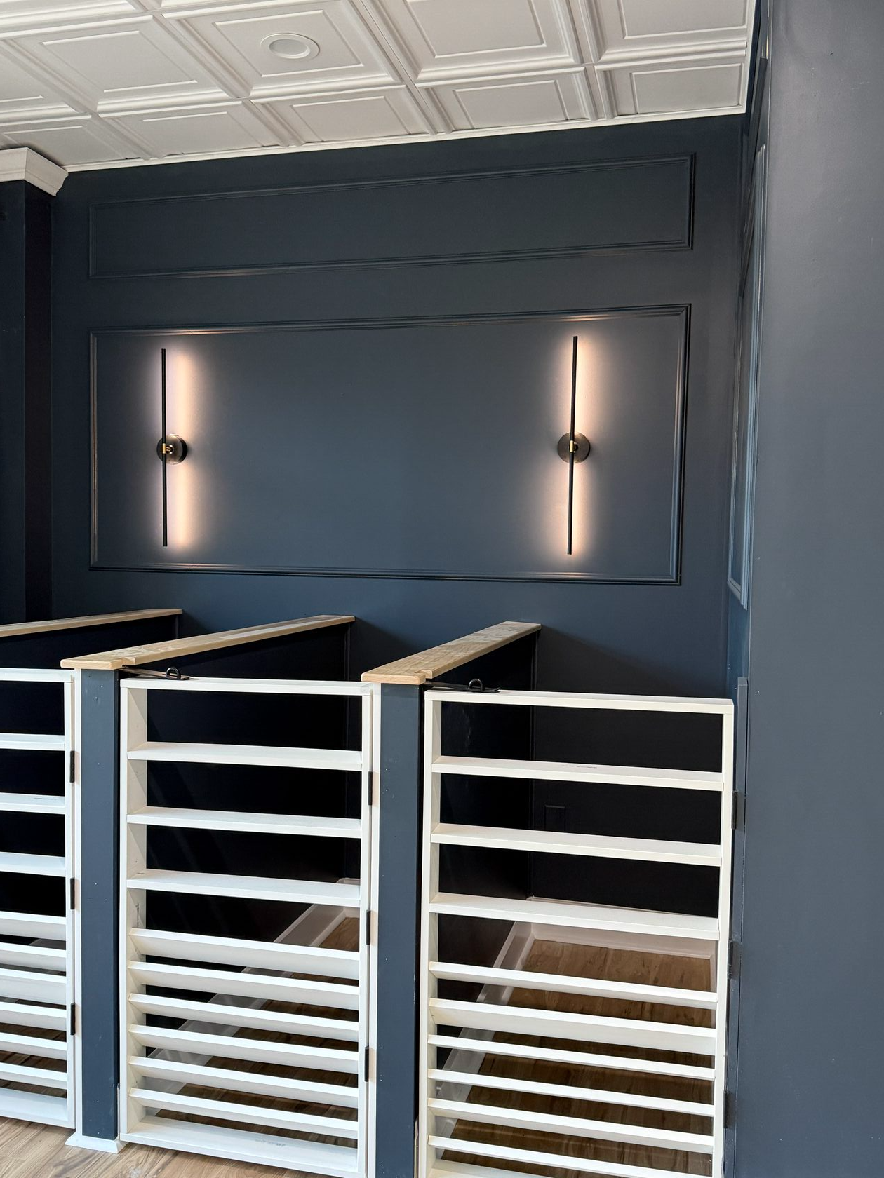 Walier display cases