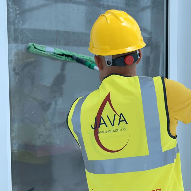 mytí po stavbě, úklid po stavbě, odstranění tvrdých nečistot ze skla