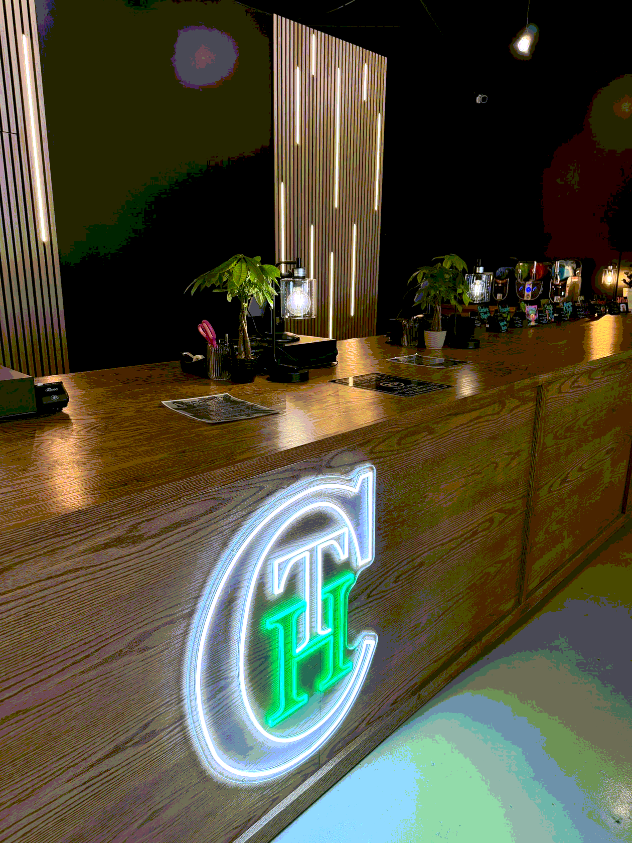 Reception counter