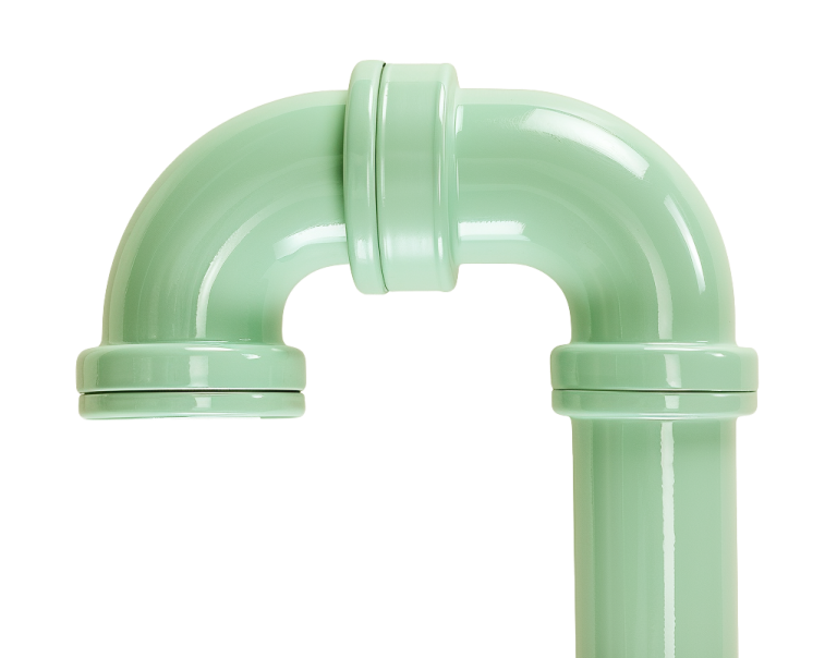 Светло-зеленая сантехническая труба, принадлежащая магазину инженерной сантехники Сокол