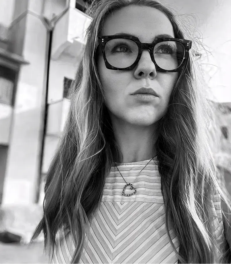 Liubov Kotrovskaya — web designer and AI content creator, portrait photo