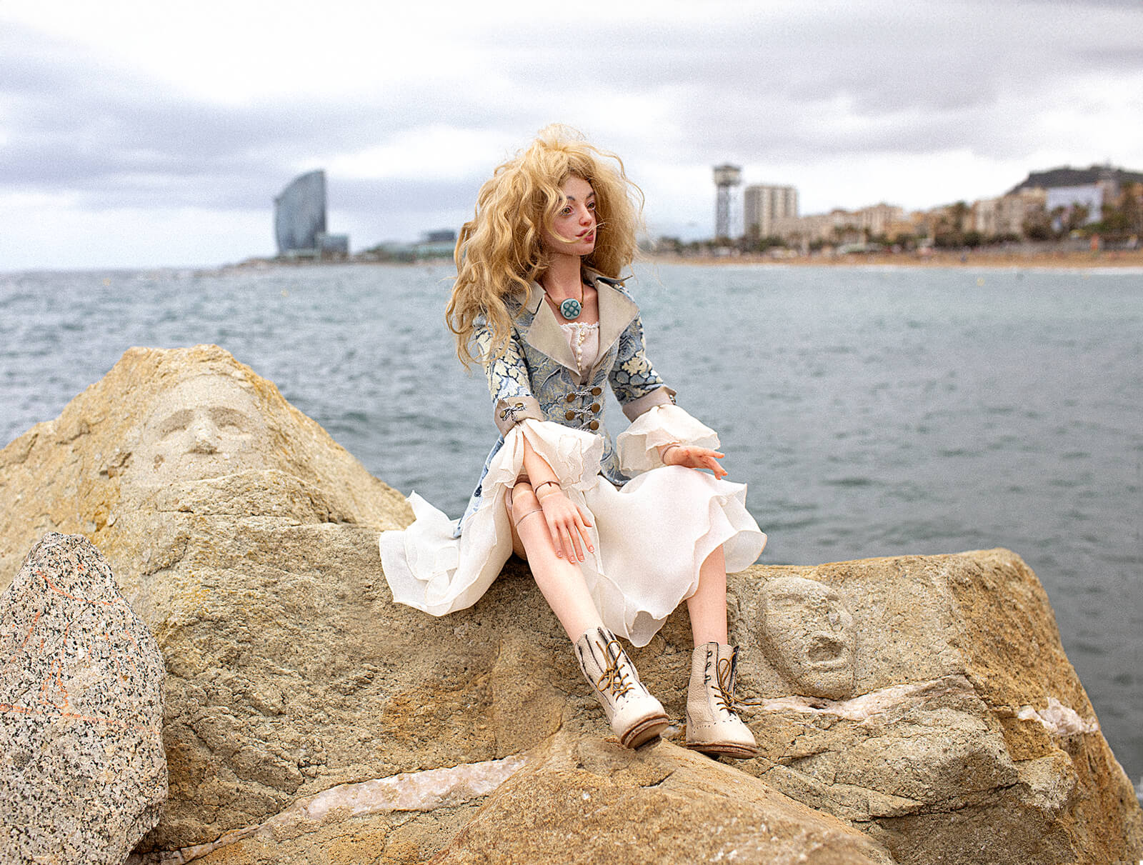 Carmen of Barceloneta, ball-jointed doll on the sea