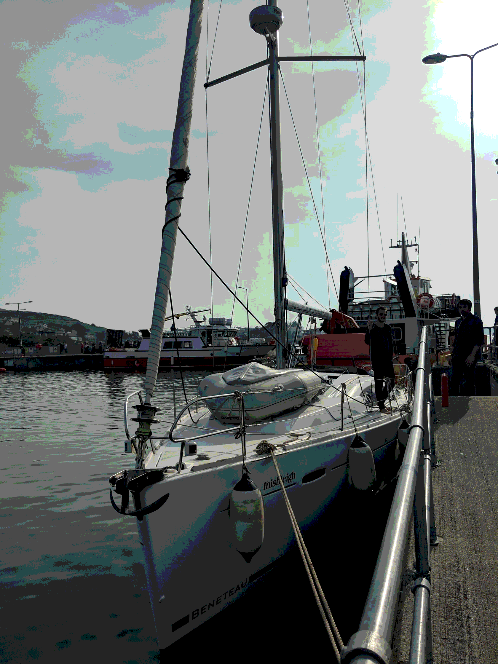 43-ft sailing boat