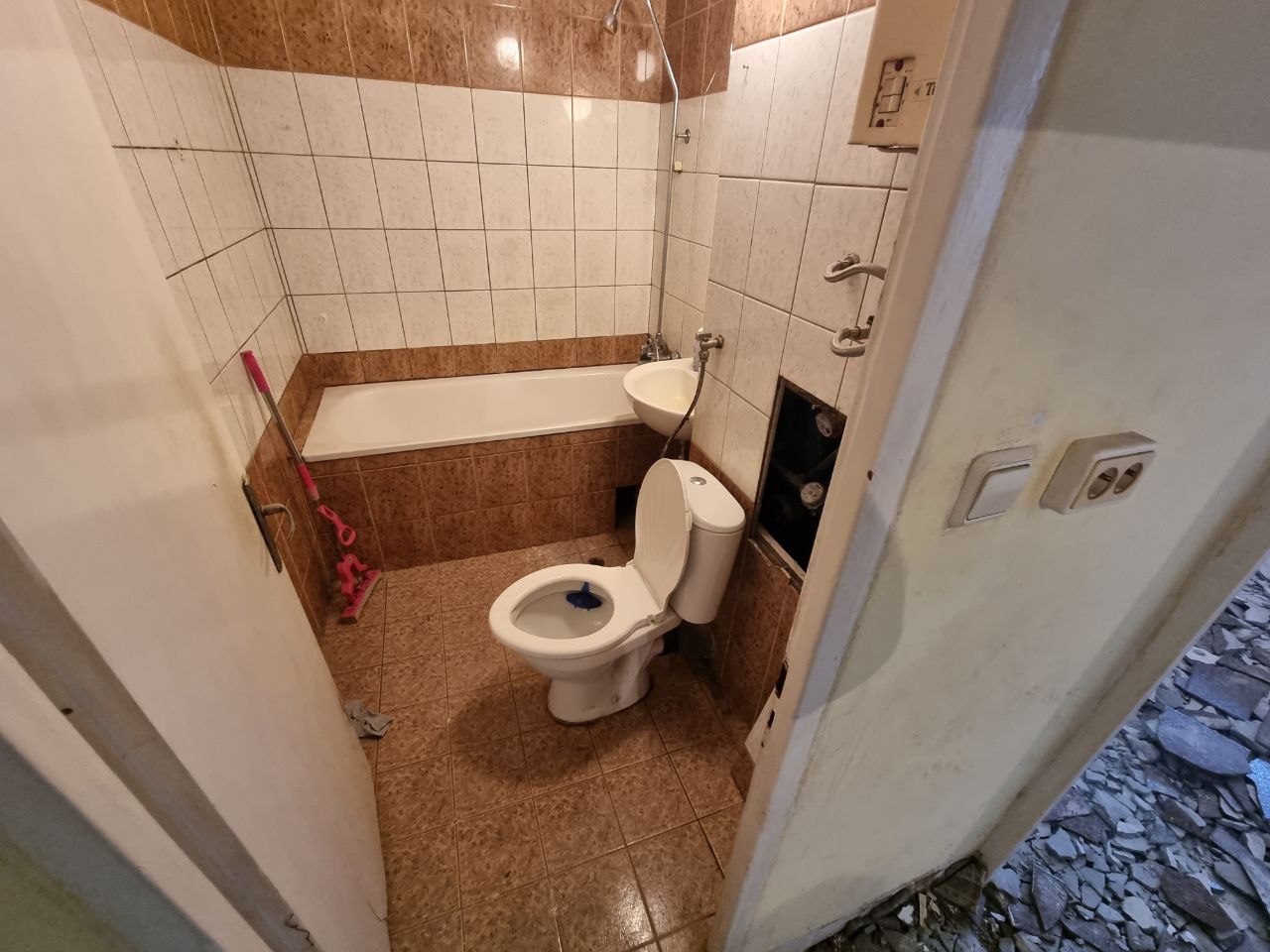 Баня в София преди къртене