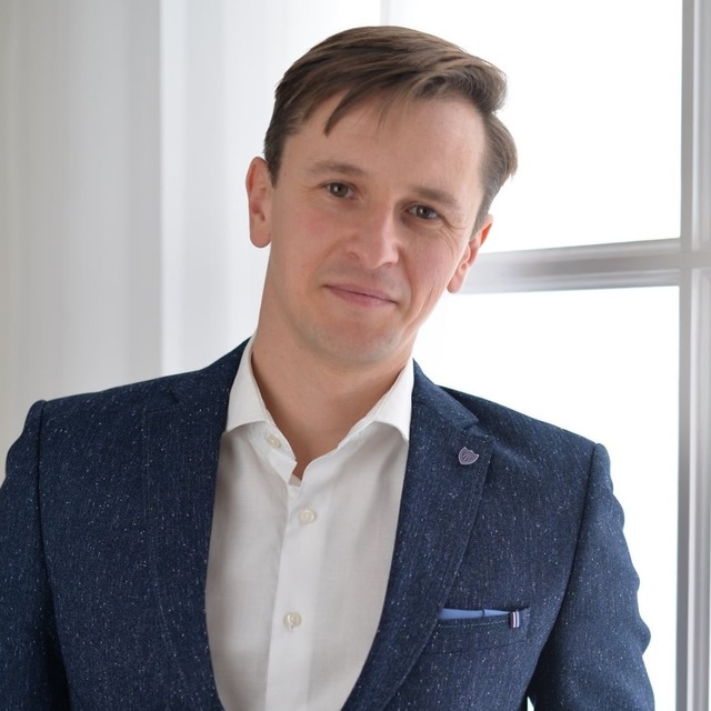 Евгений Титомир