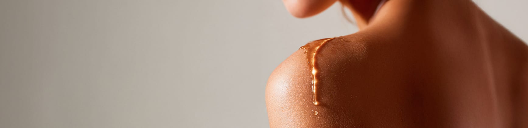 About studio interior Burbank NewSkinLA